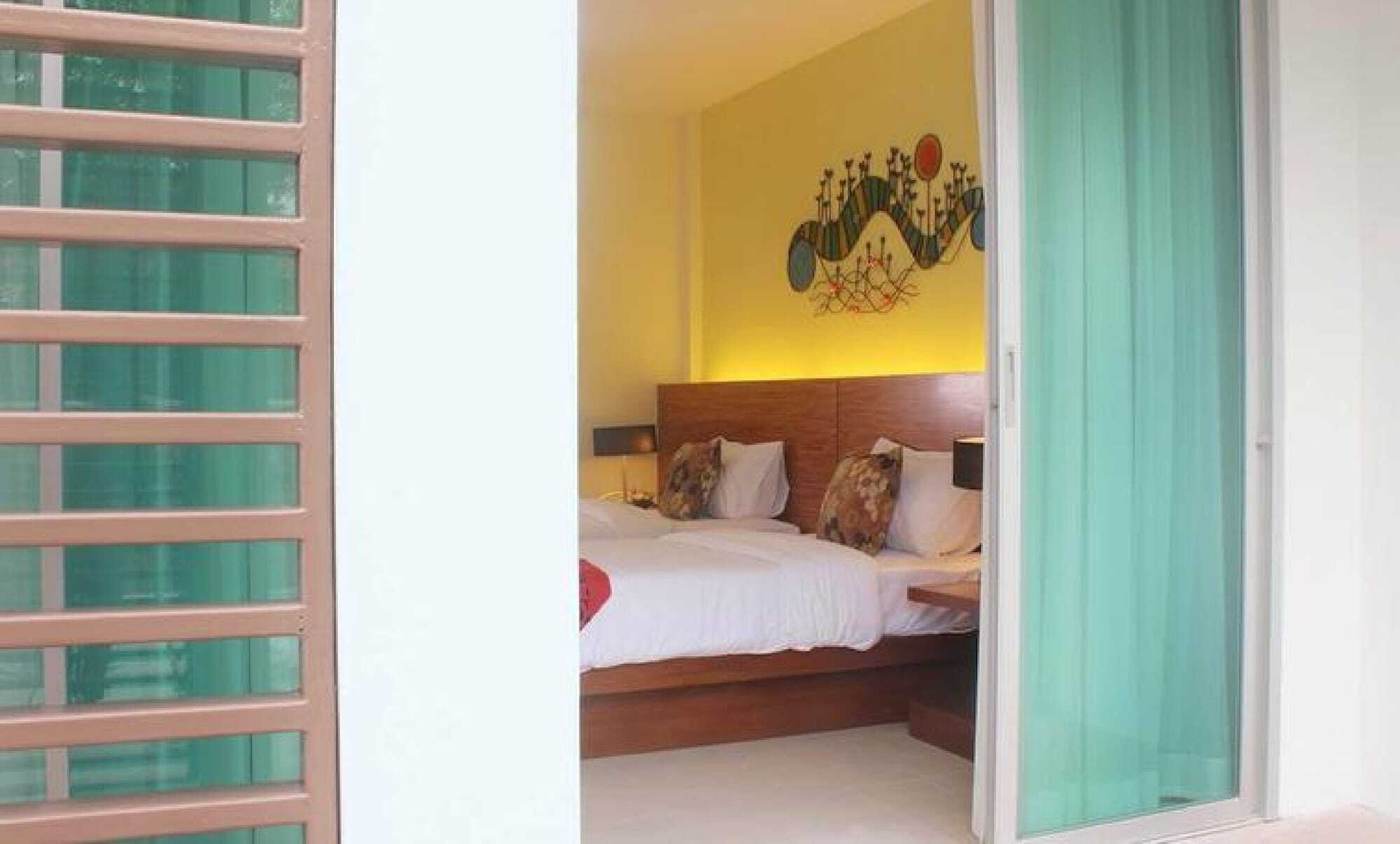 Puding Holiday World Kata Beach  Exterior photo